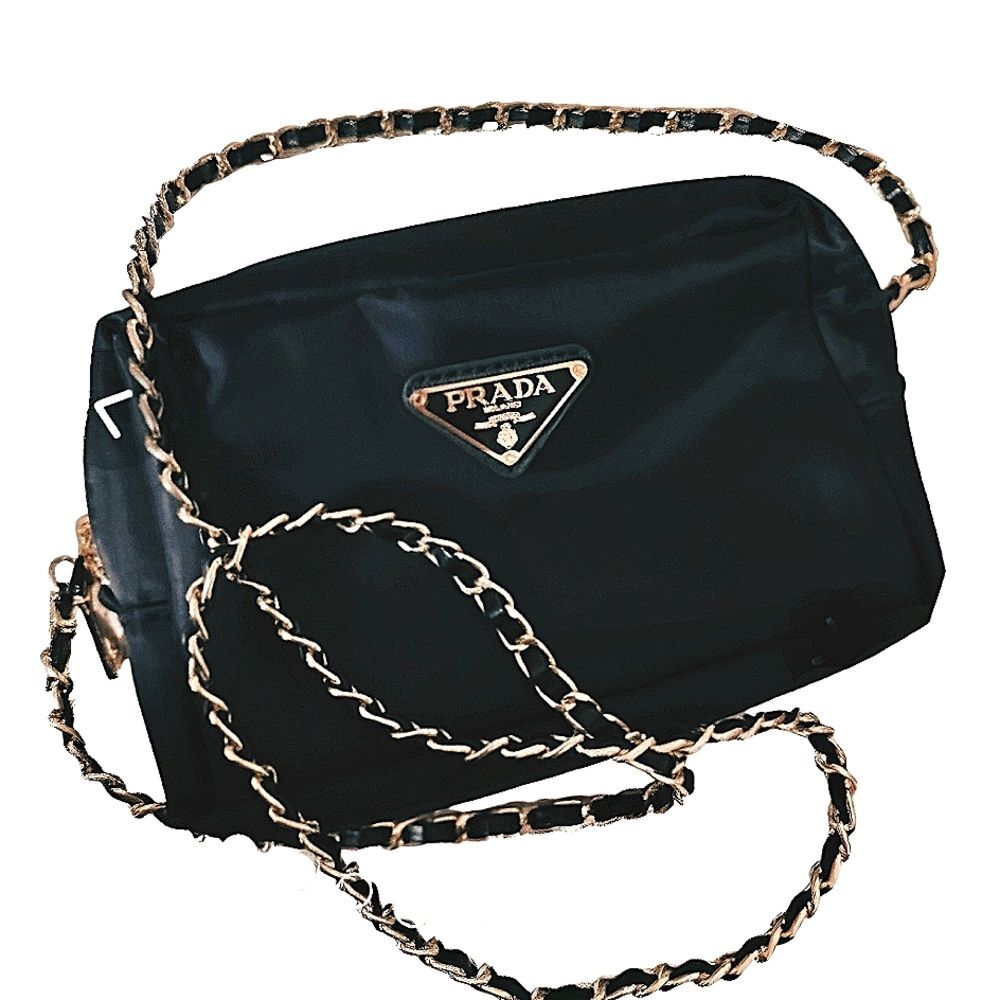 New black Small purse with Zipper and gold Chain belt should purs - Picture 9 of 15